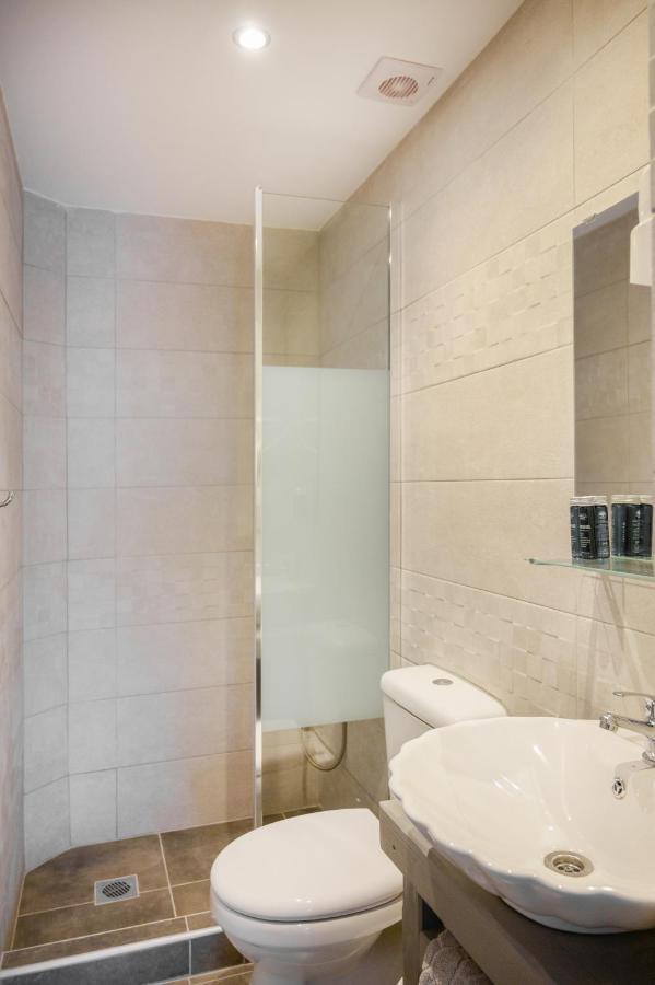 Sand Rooms To Let Nea Roda Buitenkant foto