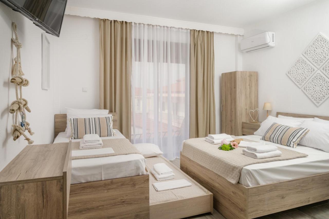 Sand Rooms To Let Nea Roda Buitenkant foto